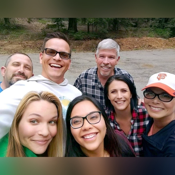 Meet your Posher, Amy - Picture 4 of 7